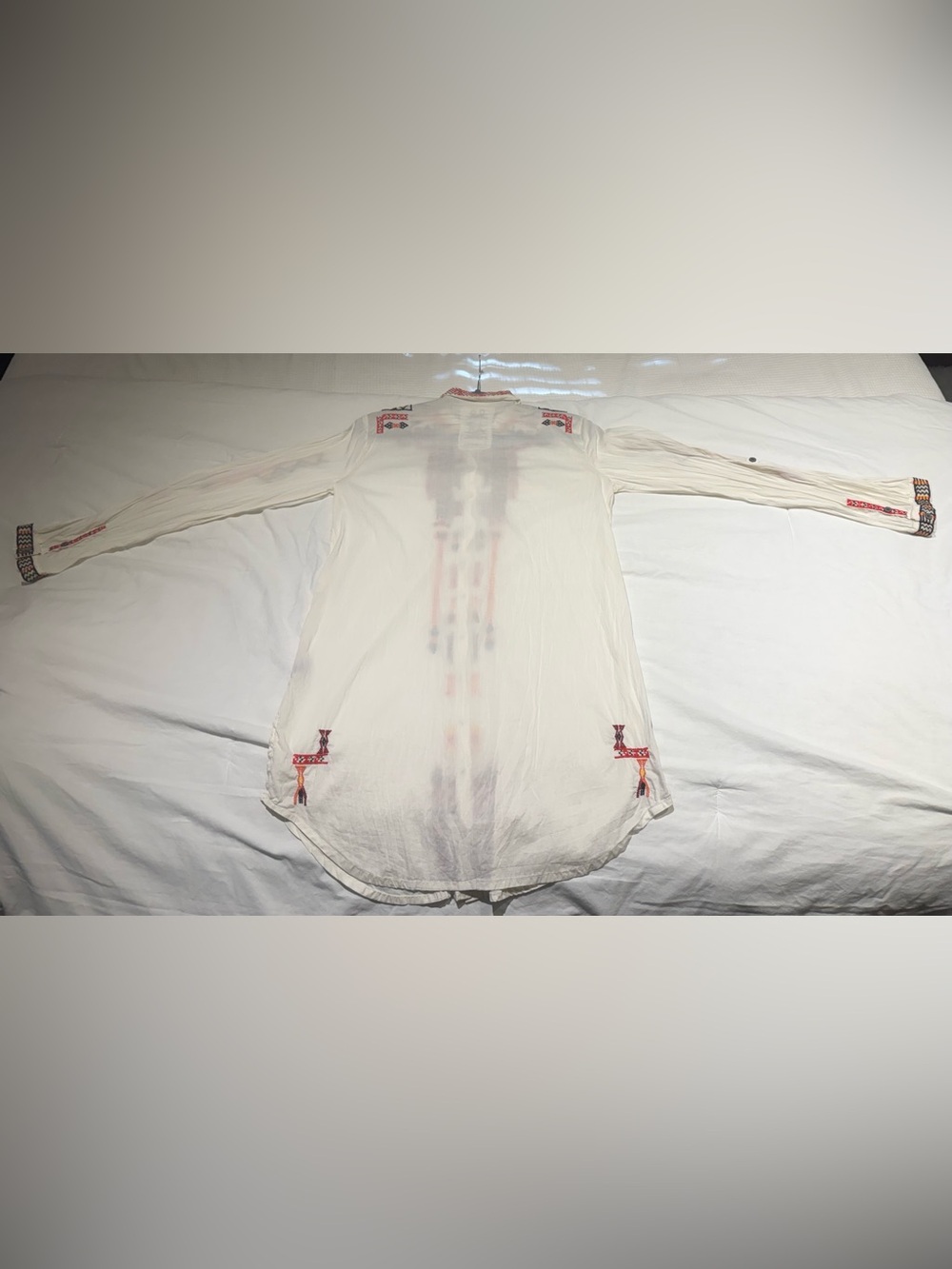 Johnny Was White Button-Down Shirt with Multicolor Embroidery - Picture 5 of 7